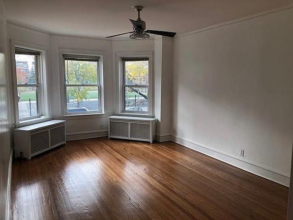5th image of 2212 W Ohio St #1
