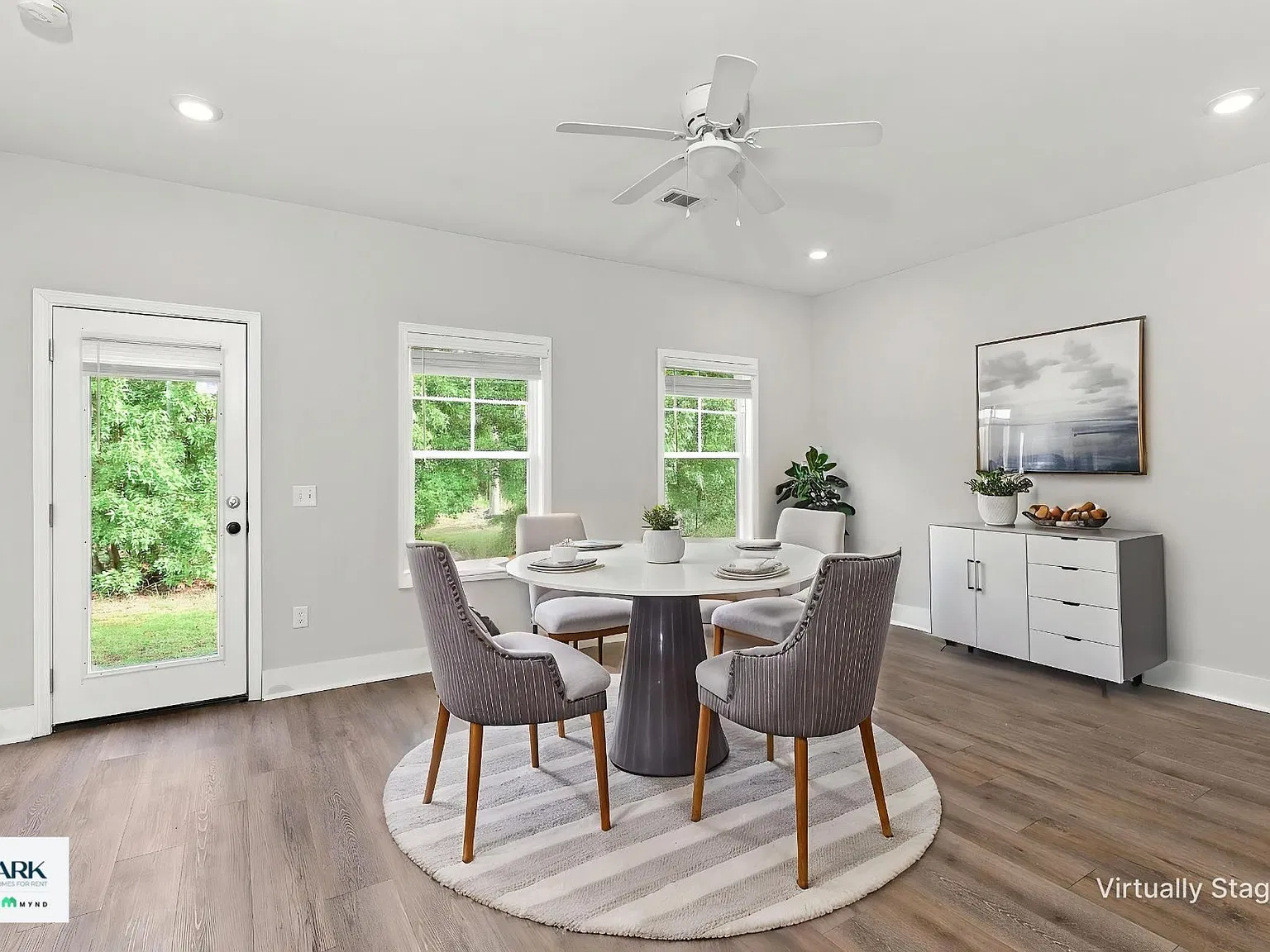 4 bed, 2.0 bath, 1400 sqft, $1,875 — Photo 2