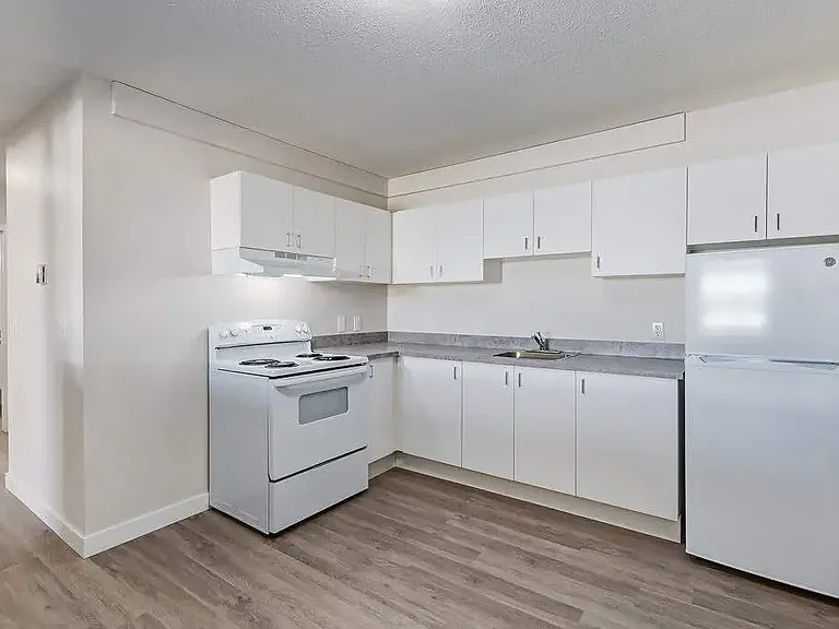 331 N Broad St — Photo 9