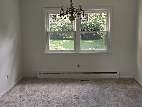 4th image of 10 Ponderosa Dr