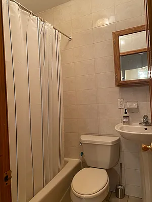 Rented by Daniel Gale Sotheby's International Realty | media 5