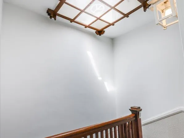 530 Liberty Avenue image 20 of 33