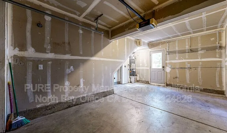 1220B Hidden Creek Pl #B — Photo 24