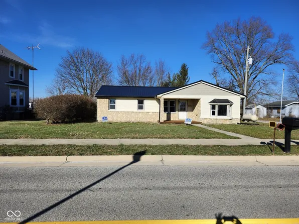 512 E Main St, Milroy, IN 46156