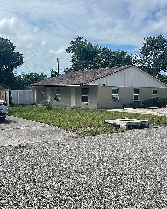 1st image of 5544 Silver Spur Dr