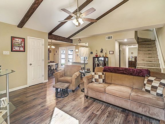 5th image of 5104 Palo Alto Dr