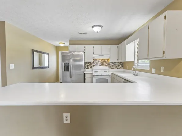 703 Florida Ave #C, Lynn Haven, FL 32444