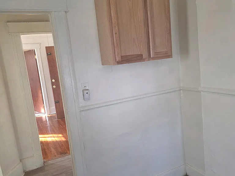 7 Monroe St #6 — Photo 5