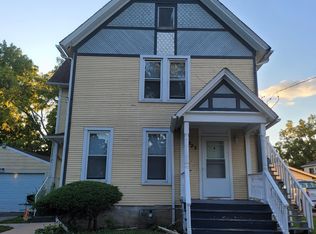 725 Concord St #B, Aurora, IL 60505