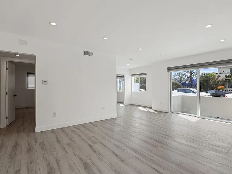 2034 S Garth Ave — Photo 18