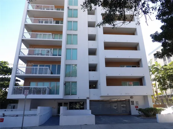 2740 SW 28th Ter APT 301, Miami, FL 33133