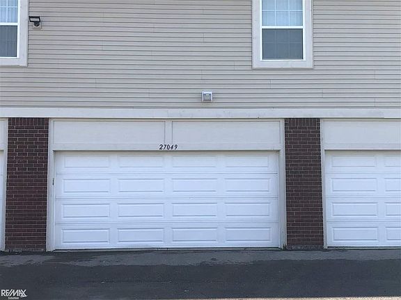 3rd image of 27049 Carrington Pl
