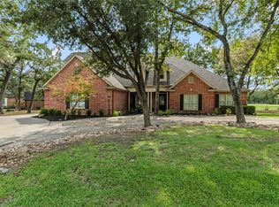149 Saint Andrews Dr E, Mabank, TX 75156