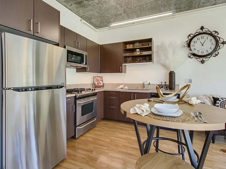 1818 L St #515 — Photo 29