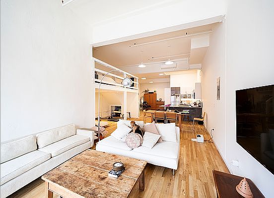 4th image of 261 Lexington Ave #A