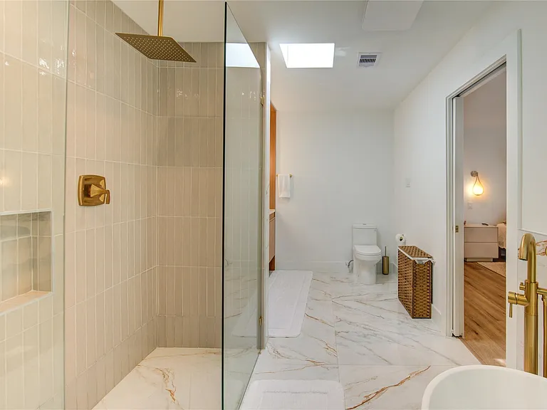 303 Isolde Dr — Photo 27