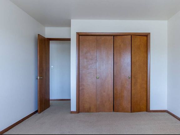 4th image of 102-118 Augusta Ave #116