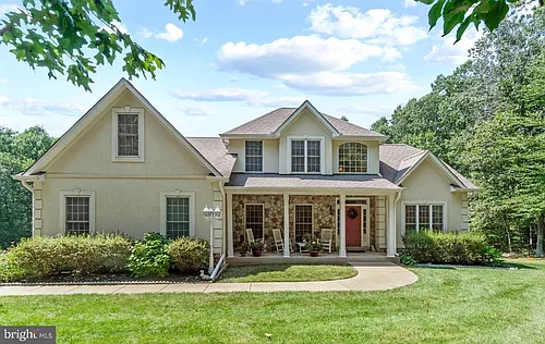14 Hermitage Dr Photo 1
