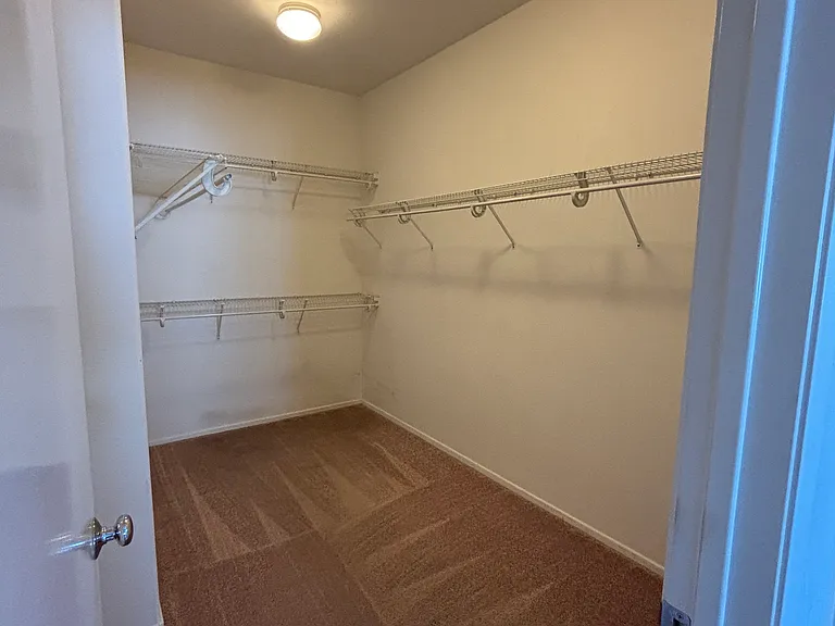 4417 Lakeview Ct — Photo 29