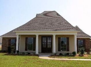 110 Colonel Burt Blvd, Benton, LA 71006