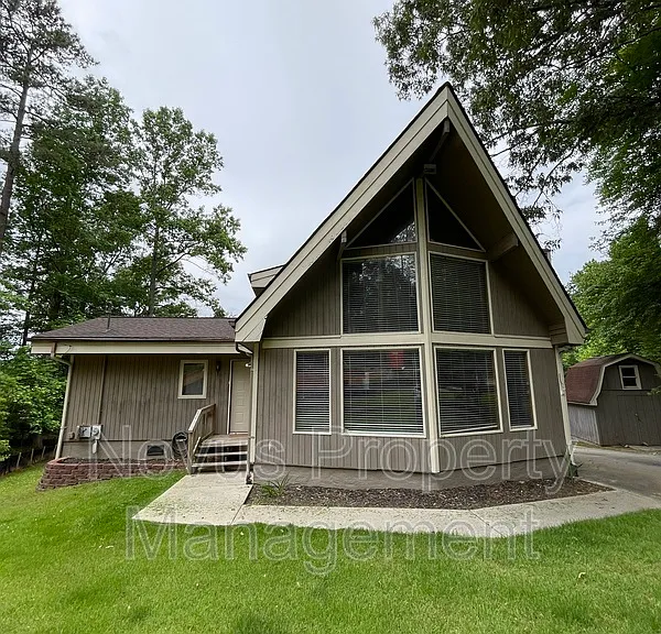 5095 Cumberland Ct — Photo 2