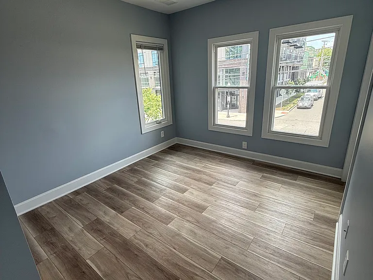 301 E 5th Ave #1/2 — Photo 6