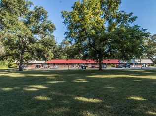 902 N Du Quoin St APT 3, Benton, IL 62812