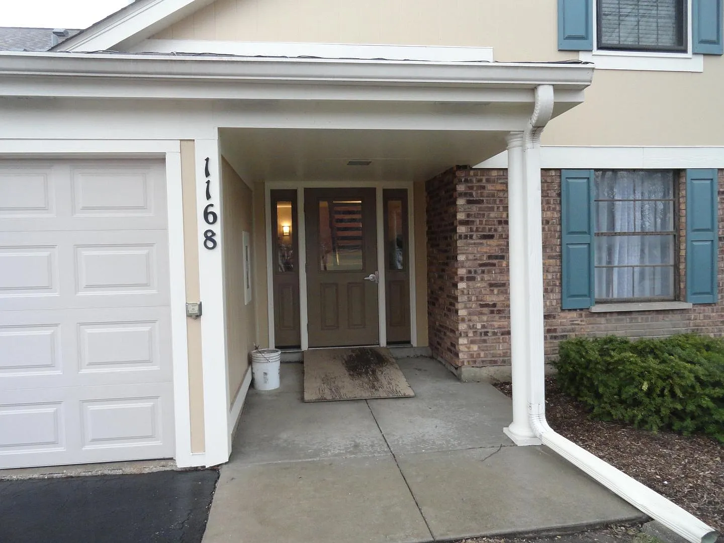 1168 Northbury Ln APT A2 photo 1