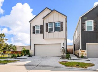 3807 Glossy Lake Dr, Houston, TX 77082