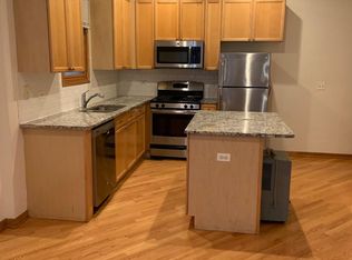2710 N Wayne Ave #2F, Chicago, IL 60614