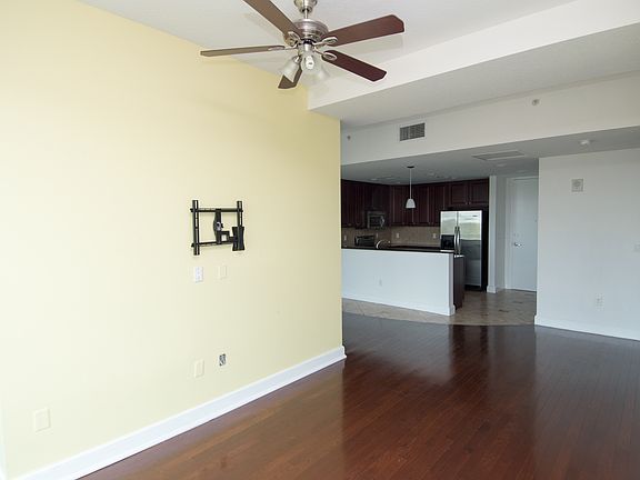 5th image of 101 S Eola Dr #612