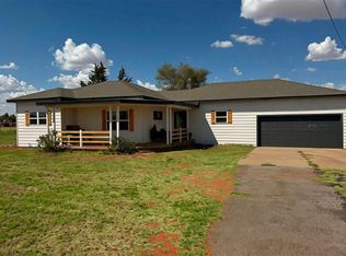 20319 E 1110th Rd, Elk City, OK 73644