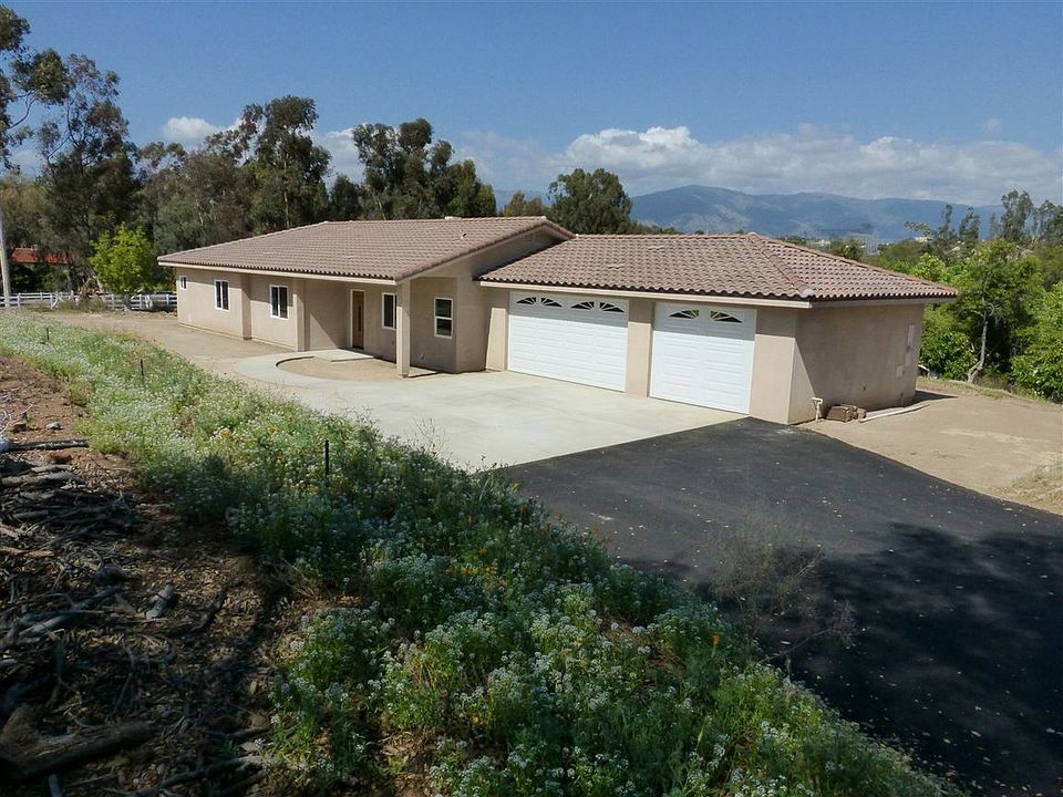 1st image of 13978 Pauma Vista Dr