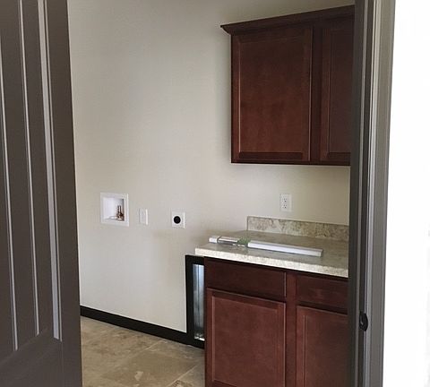 LR FOLDING TBL CABINETS