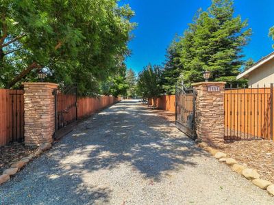 2050 Pacheco Pass Hwy, Gilroy, CA, 95020