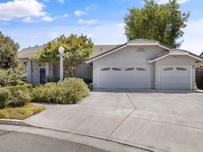 607 E Oakridge Court, Visalia, CA, 93292