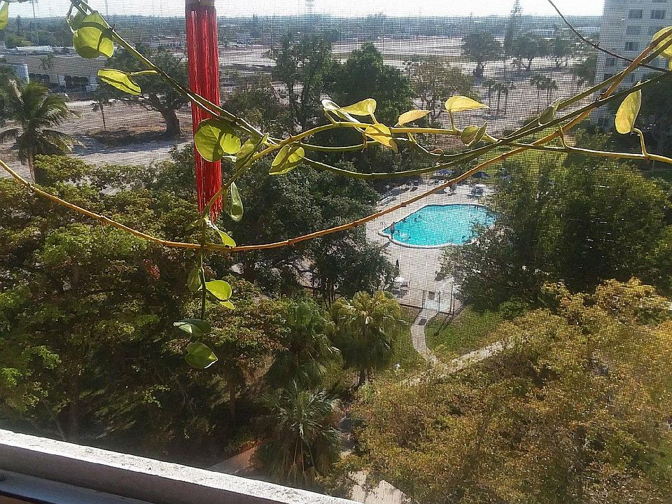 1st image of 4200 Hillcrest Dr APT 420