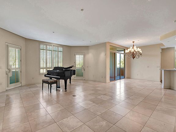 5th image of 15802 N 71st St Unit 251