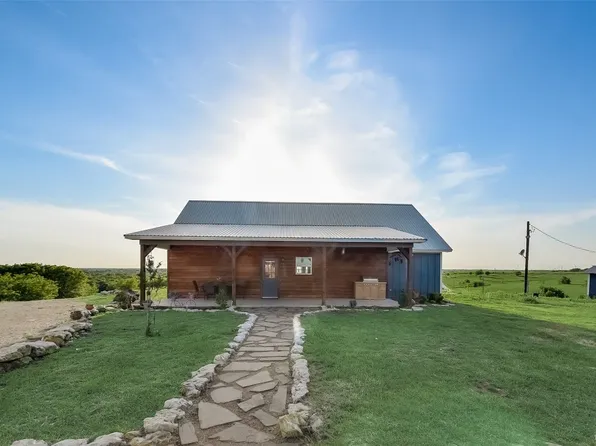 260 County Road 339, Gainesville, TX 76240