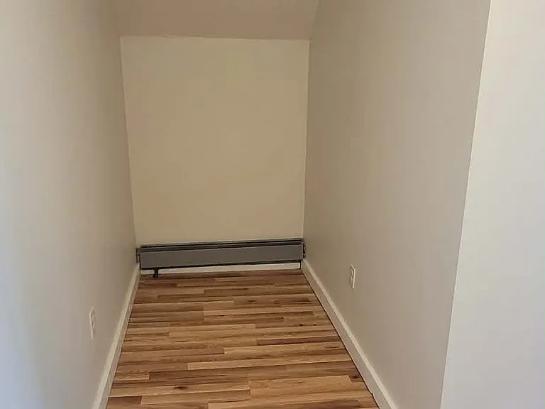 143 Central St #5 — Photo 10