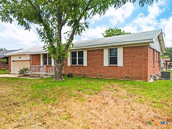 3rd image of 1504 Bowie Ct