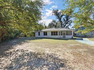 5527 Lynwood Rd, Pensacola, FL 32506
