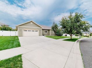 3270 Gateway Dr, Helena, MT 59602