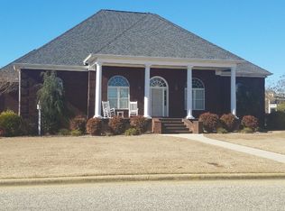480 Canterbury Dr, Dunn, NC 28334
