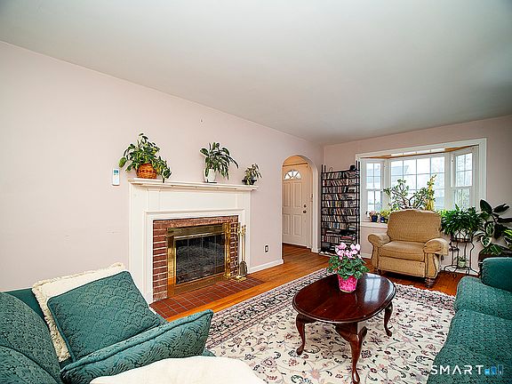 5th image of 71 Vista Road