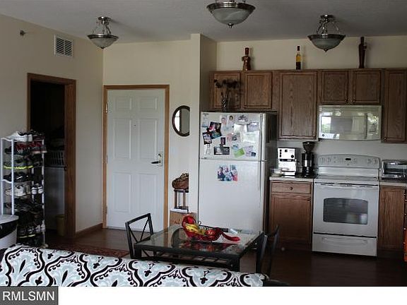 4th image of 601 Levander Way APT 301