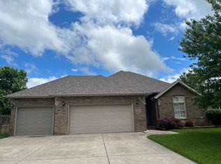 4786 S Ridgecrest Dr, Springfield, MO 65810