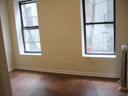 Rented by City Connections Realty | media 42
