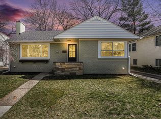 1344 Cambridge Dr SE, Grand Rapids, MI