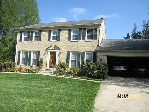 1st image of 405 Ayr Hill Ave NE